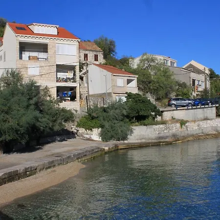 Apartman With A Parking Space Racisce, Korcula - 9170 *