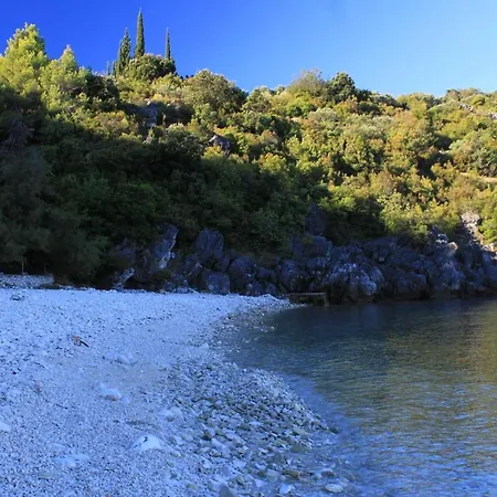 Apartment With A Parking Space Racisce, Korcula - 9170 Racisce