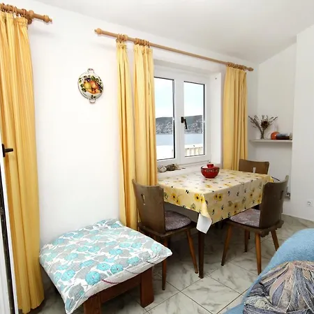 With A Parking Space Racisce, Korcula - 9170