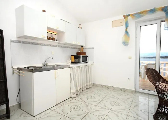 With A Parking Space Racisce, Korcula - 9170 * Račišće